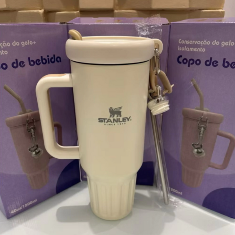 Copo Quencher 2.0 com chaveiro 1.200ml
